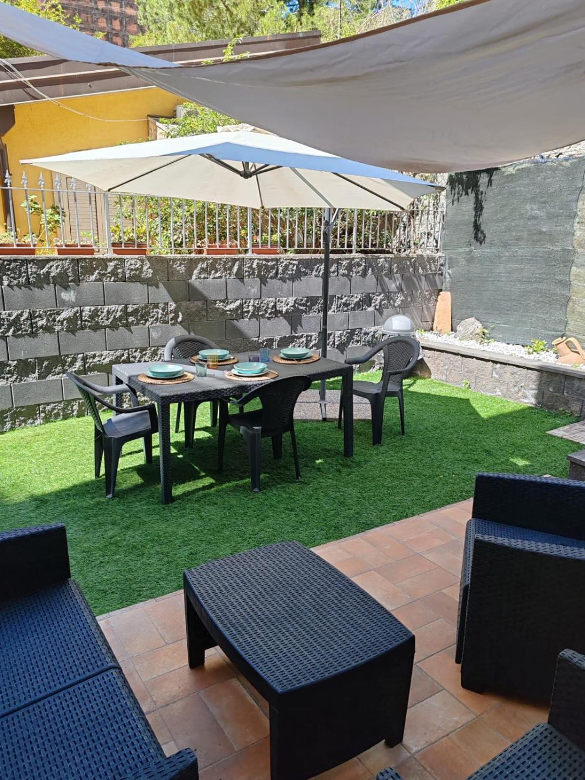 Villa Etna Garden House: Oasis In The Heart Of Catane Extérieur photo